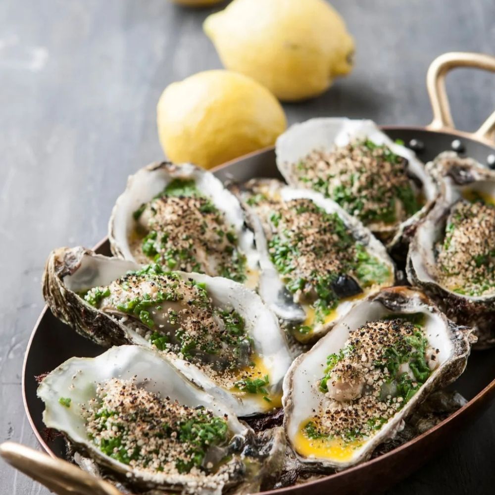 Gratinerede østers med hollandaisesauce