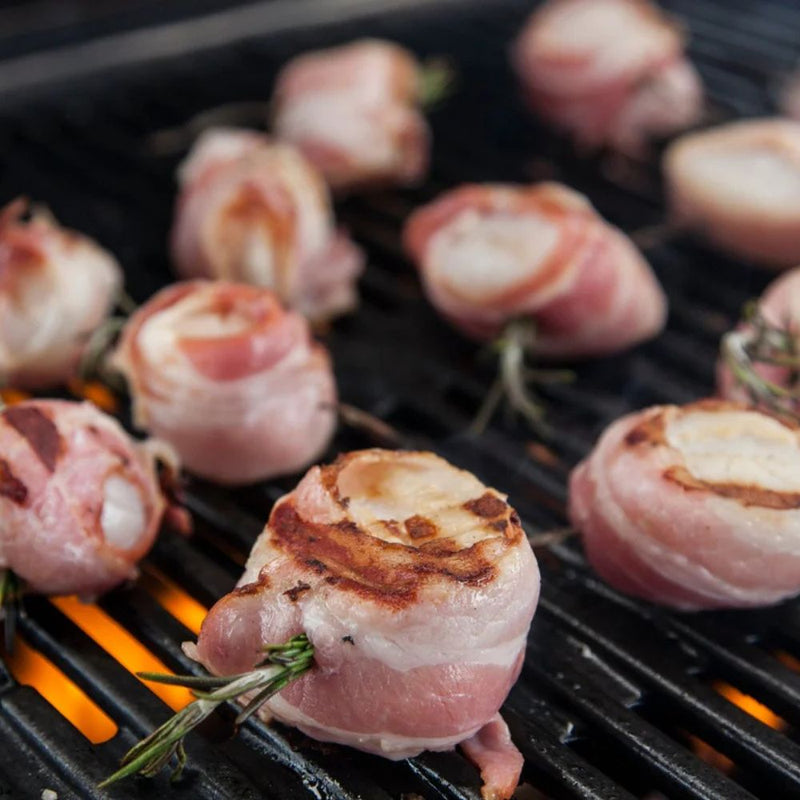 Grillede kammuslinger med bacon og coleslaw - Kystfisken